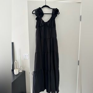 Ruffle sleeve maxi dress